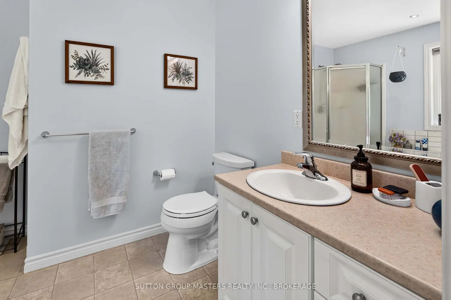 710 Maple Road photo 5