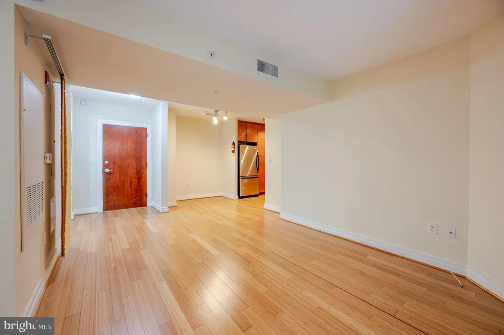 915 E Street NW Unit 317, Washington, DC 20004 photo 4