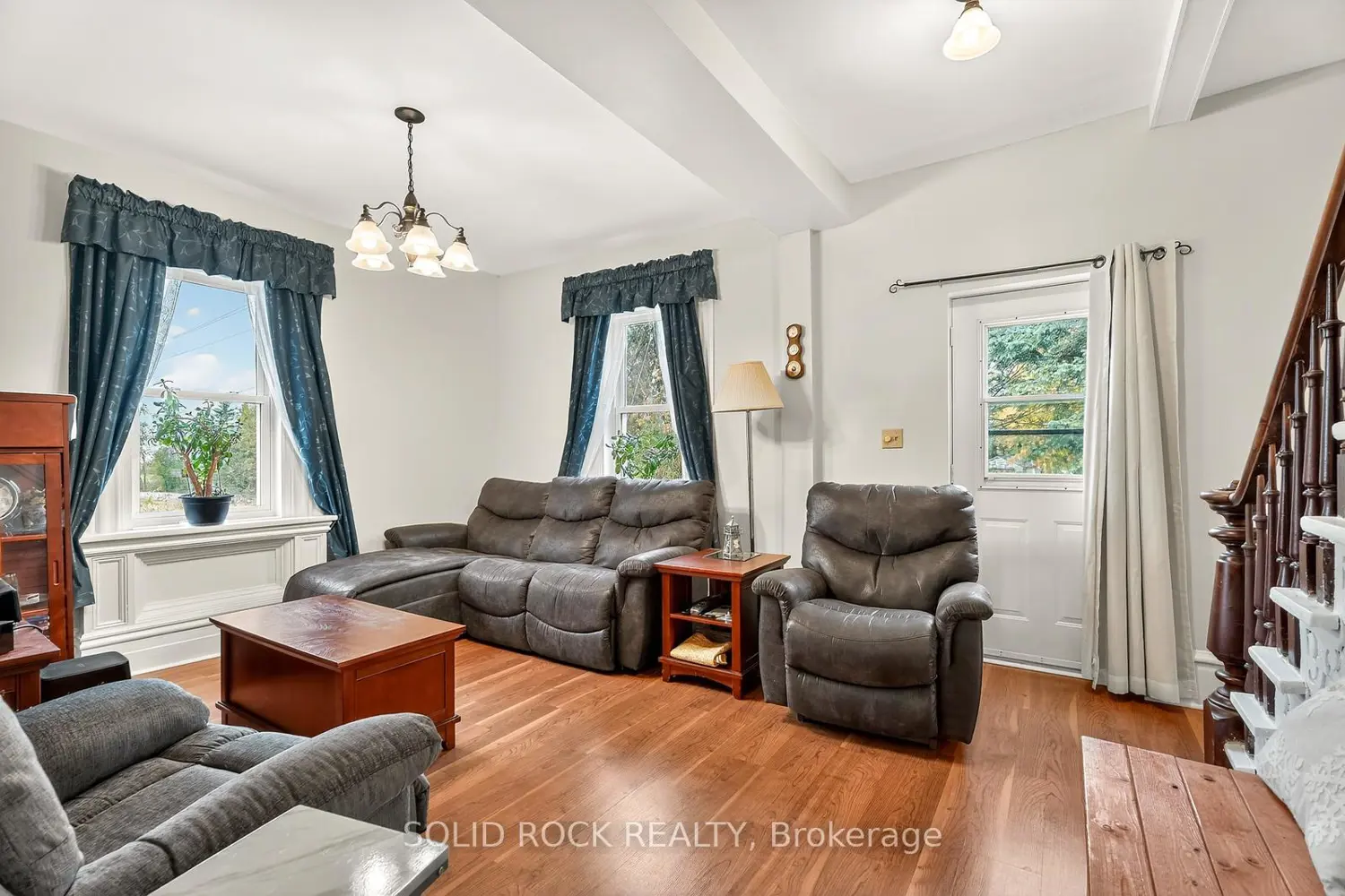 1262 Rodney Lane photo 3