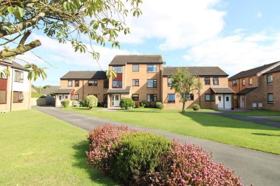 2 bed flat for saleMayfair Gardens, Ponteland, Newcastle Upon Tyne NE20