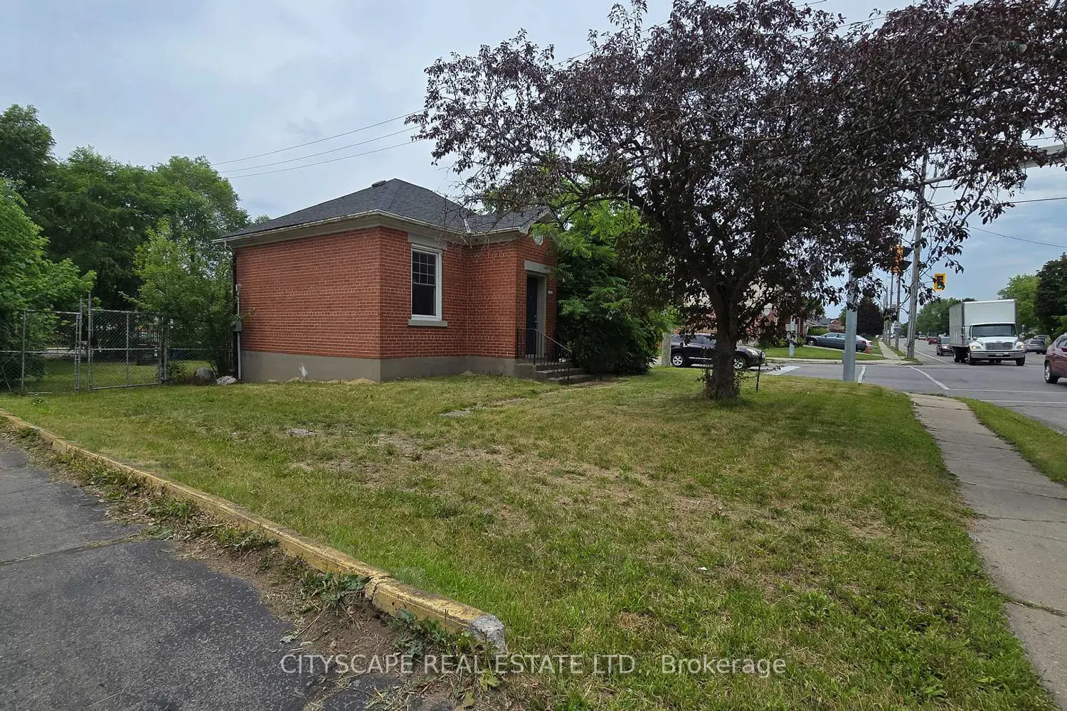 1504 Concession Road photo 3