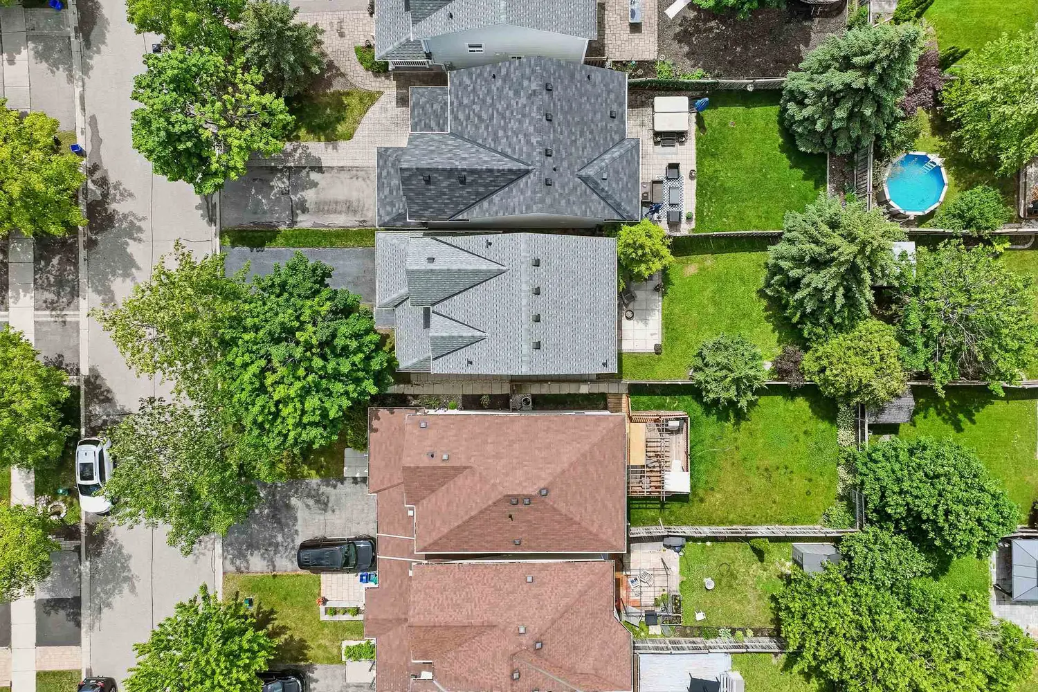 8 Sinden Drive photo 3