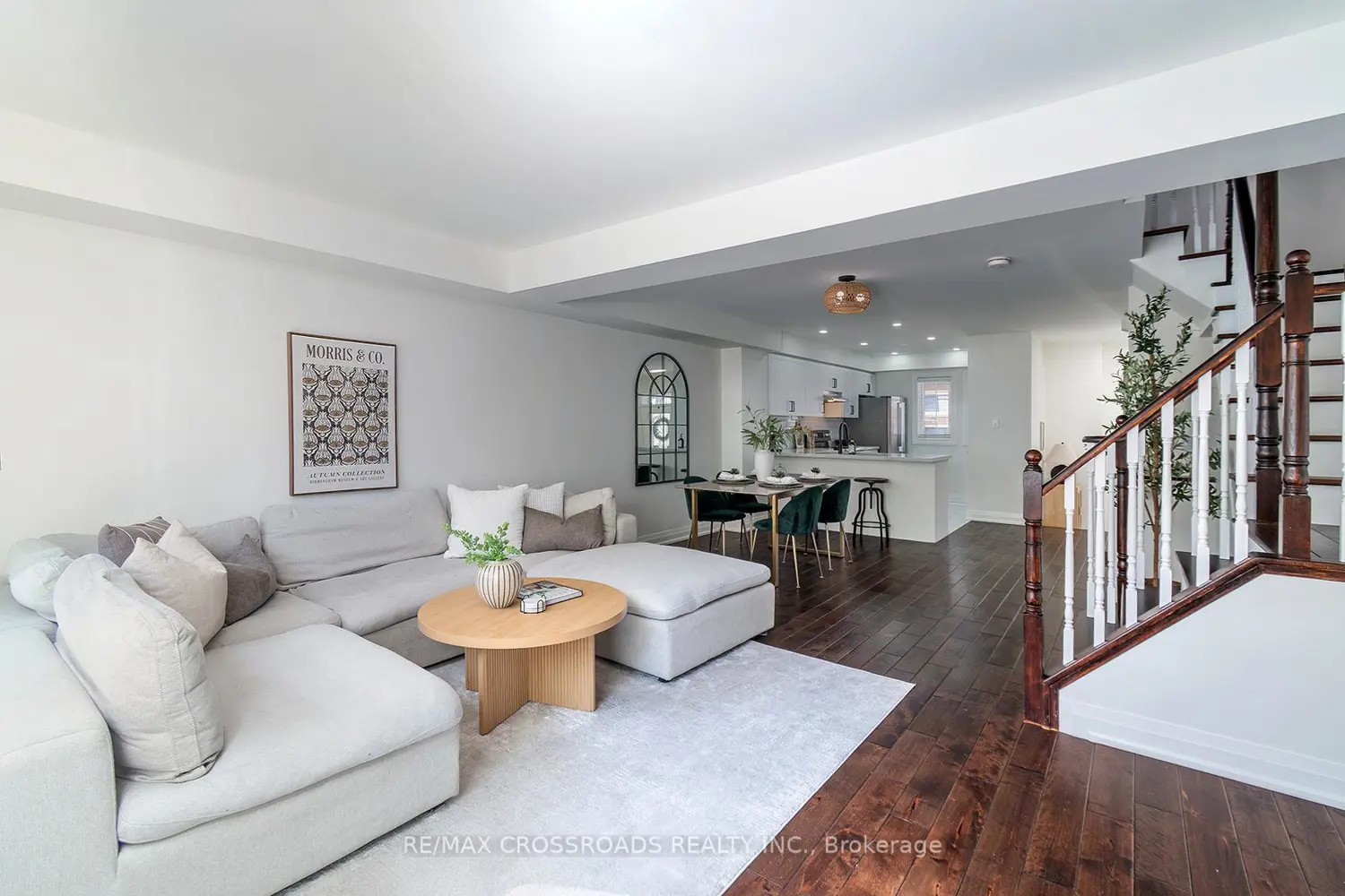 35 Torr Lane photo 4