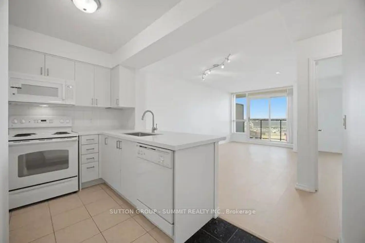4889 Kimbermount Avenue 702 photo 5