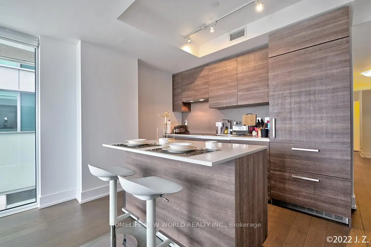 200 Bloor Street 1601 photo 5