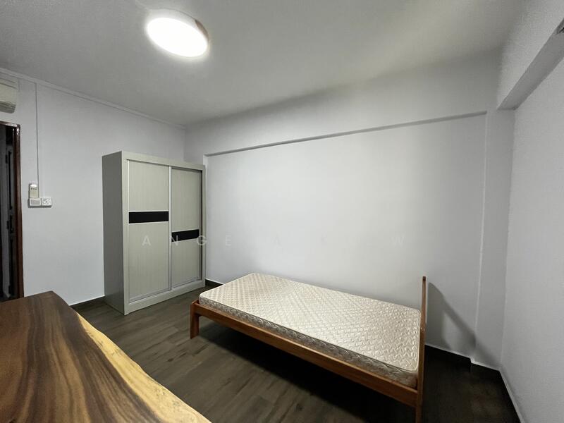 154 Hougang Street 11 photo 4
