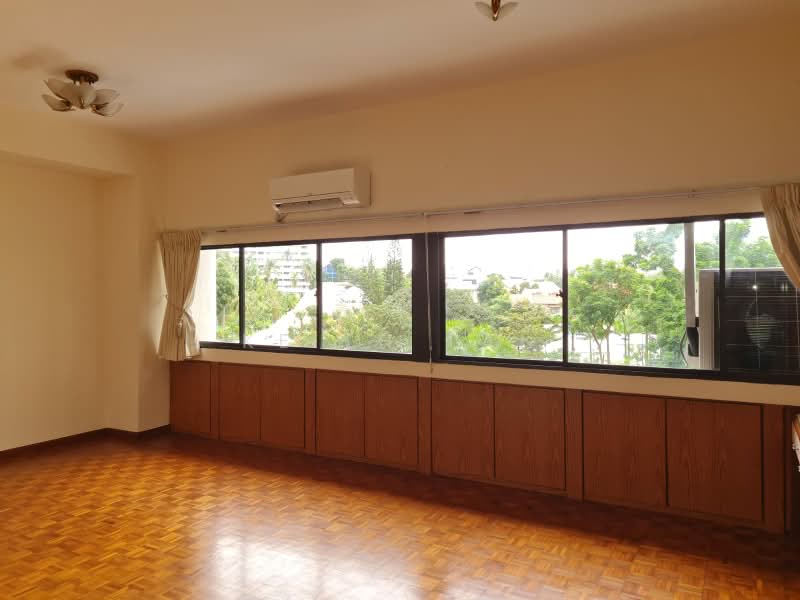 35 Mount Sinai Rise photo 5