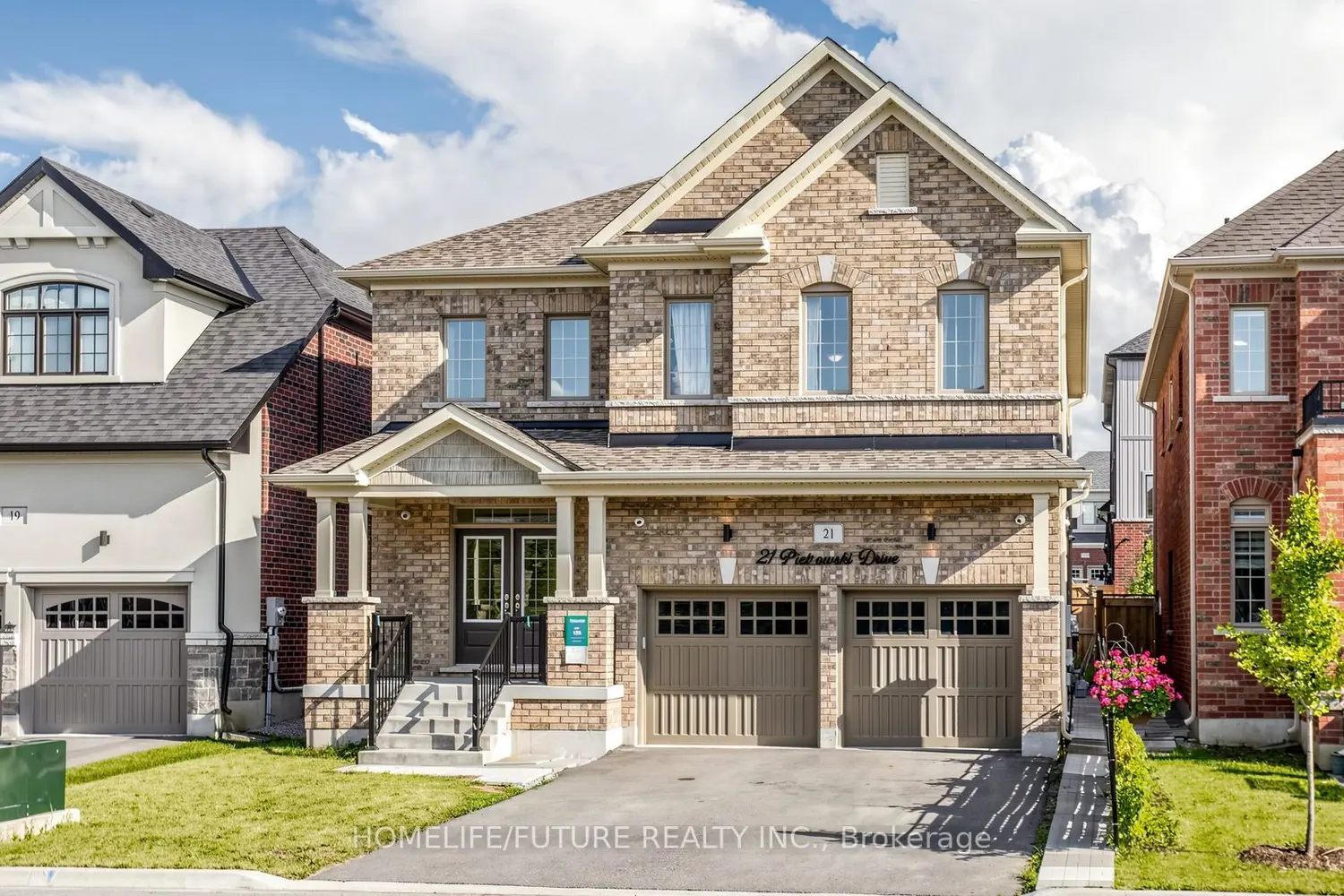 21 Pietrowski Drive photo 2