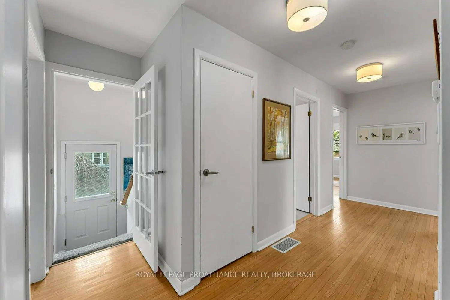 302 Arrowhead Place photo 4