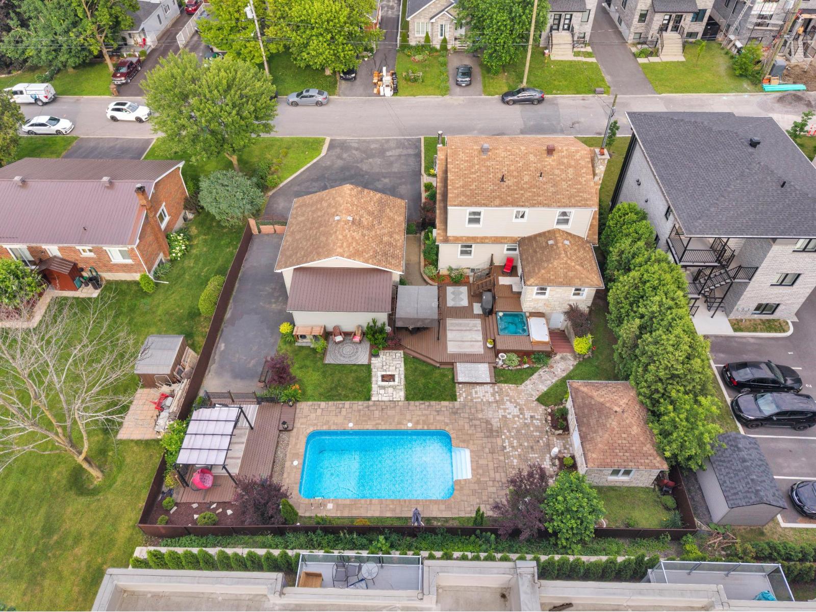 33 Rue Lanctôt