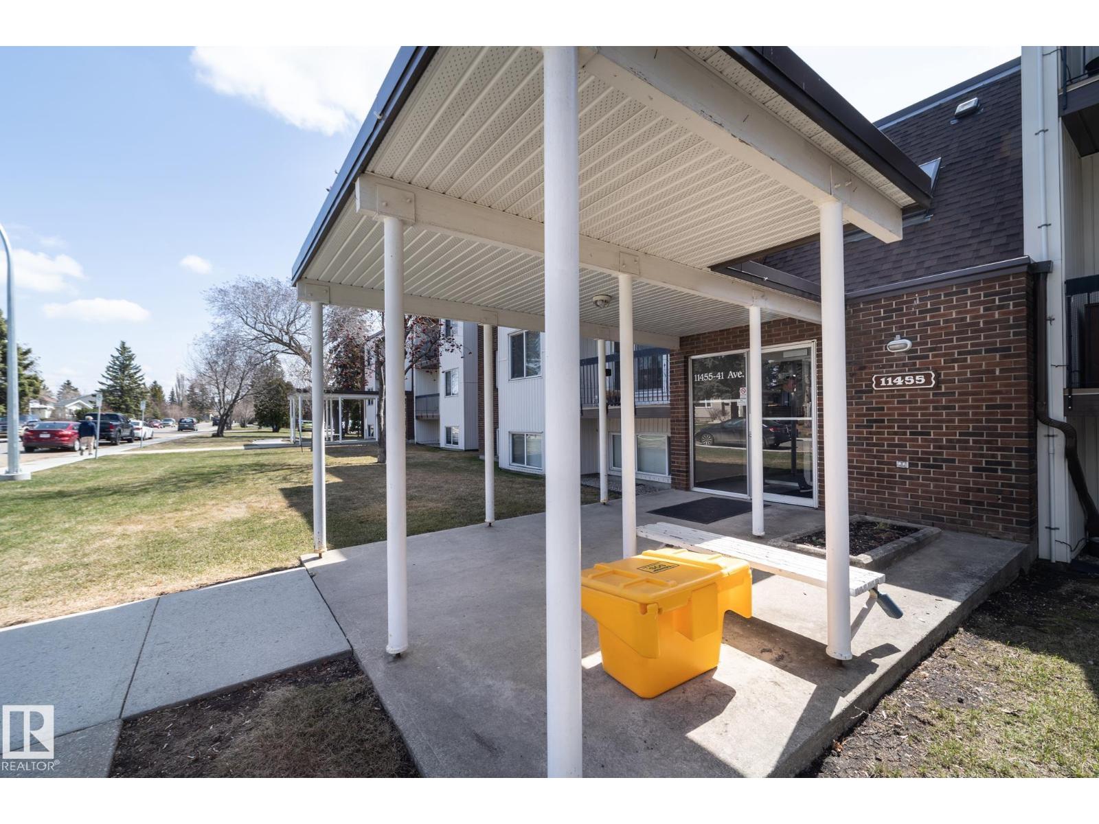 208-11455 41 Avenue NW, Edmonton, AB, T6J0T9