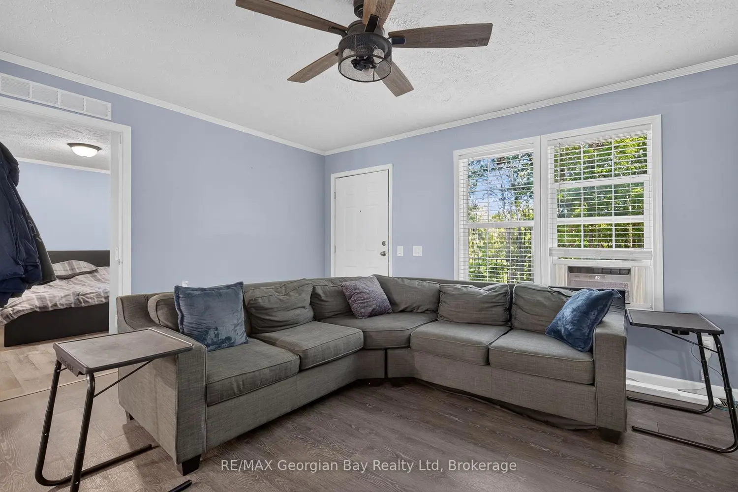 927 Vindin Street photo 5