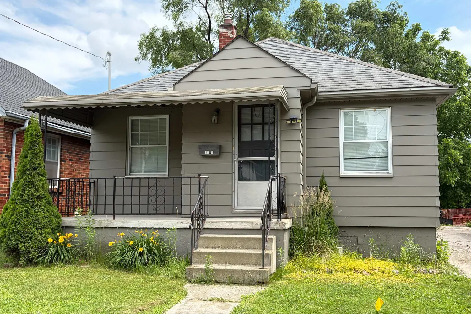 1181 Florence Street photo 2