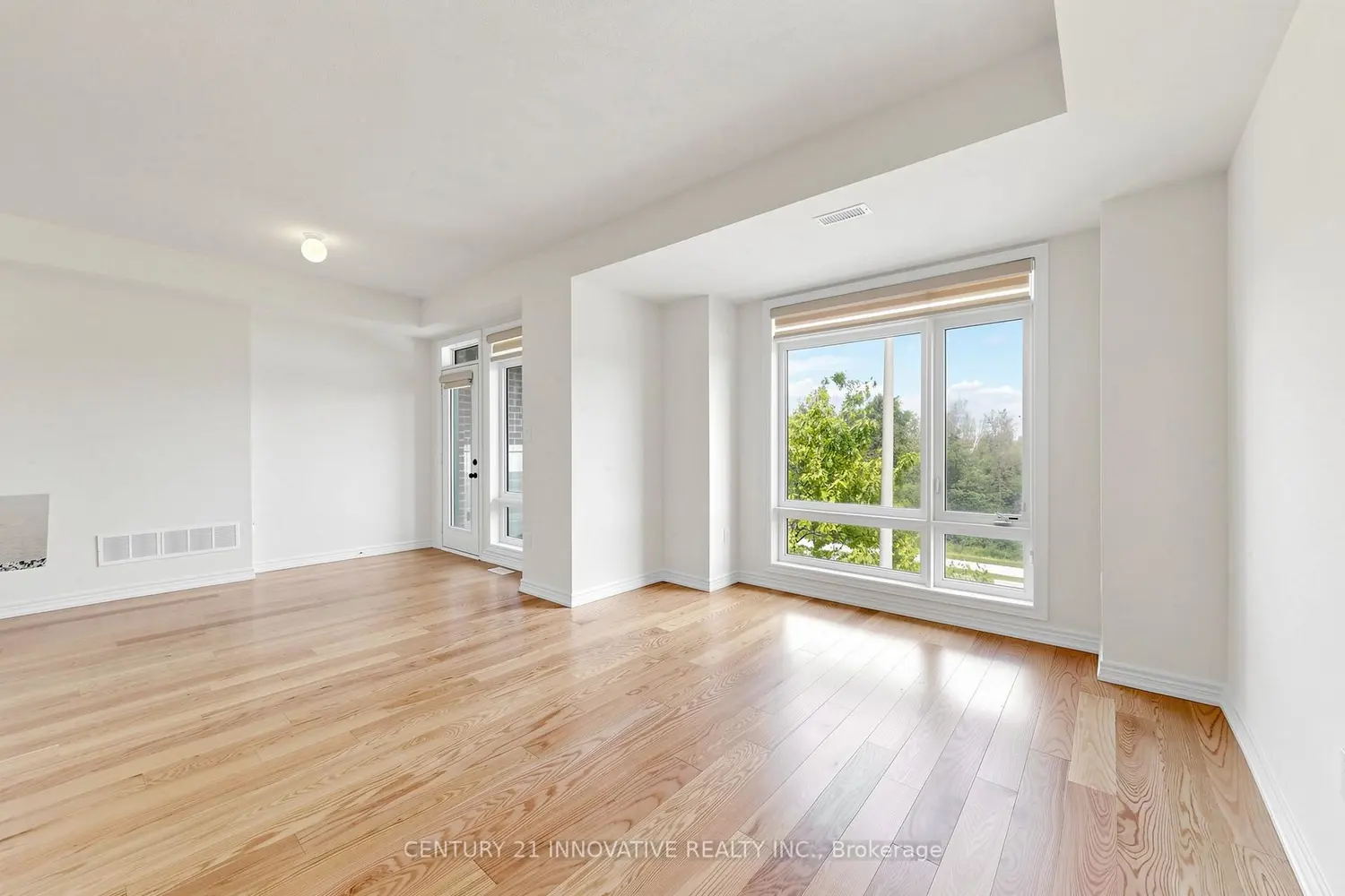 444 Salem Road photo 2