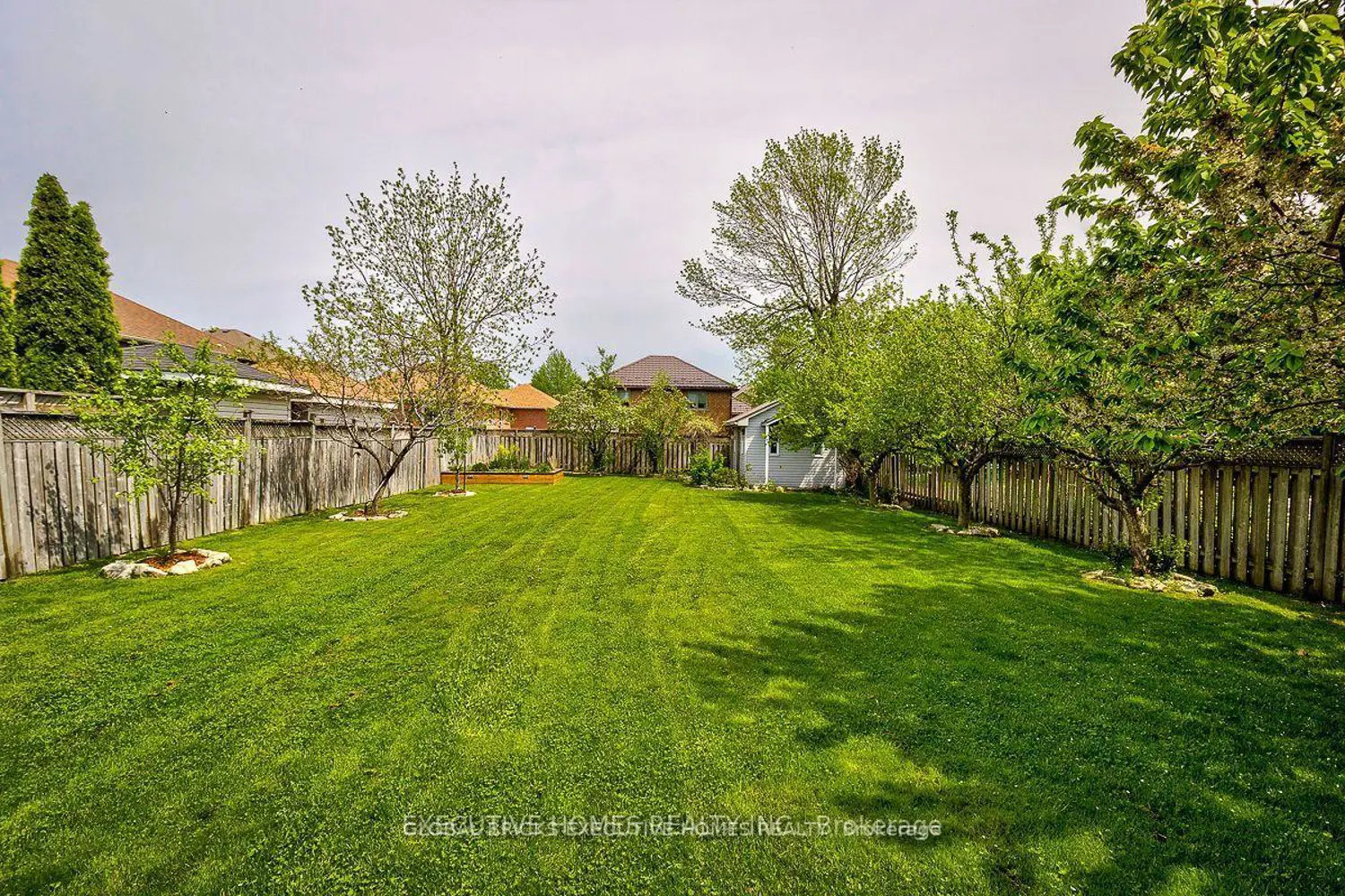 42 Richmond Crescent photo 3