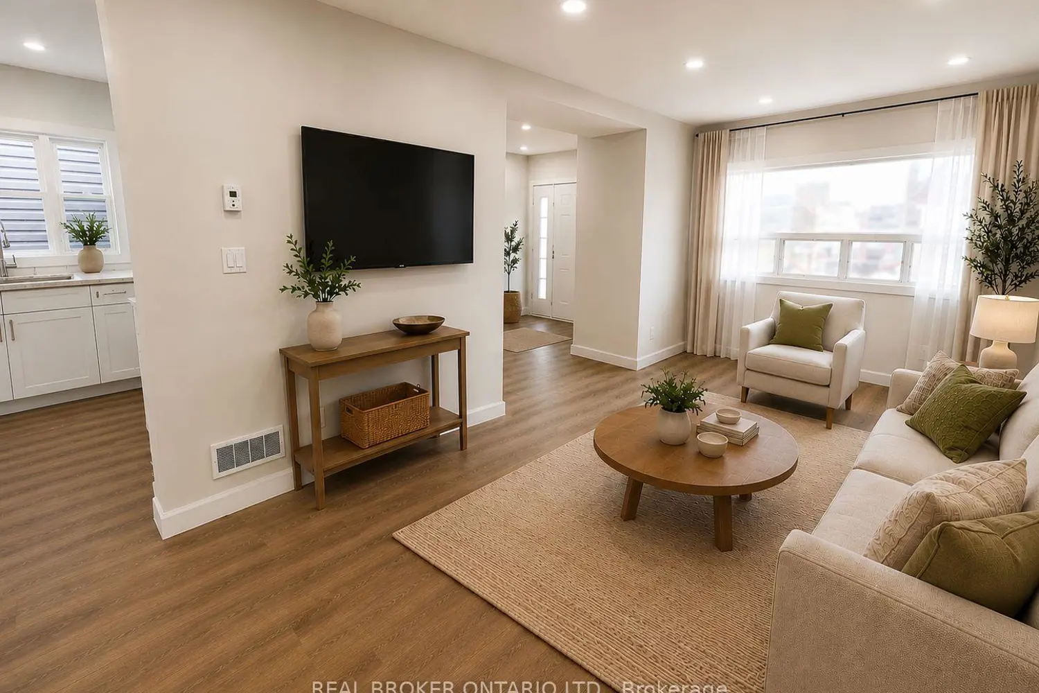 5 Rowanwood Street photo 4