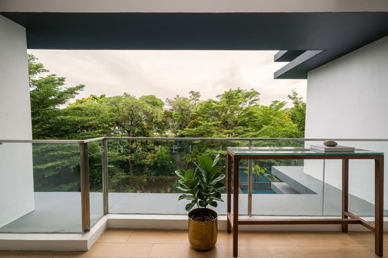 89 Flora Drive photo 2