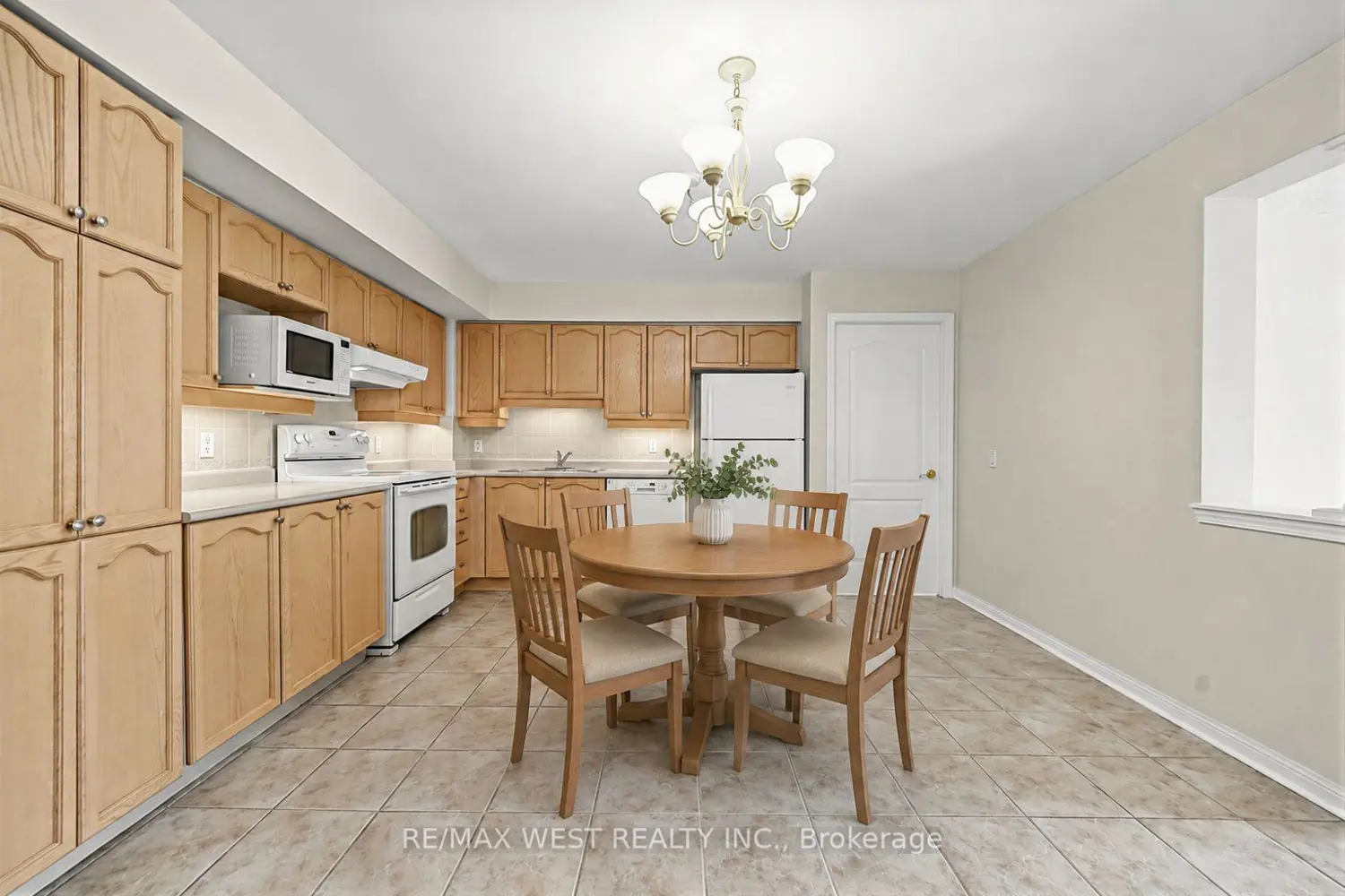 2506 Rutherford Road 414 photo 4