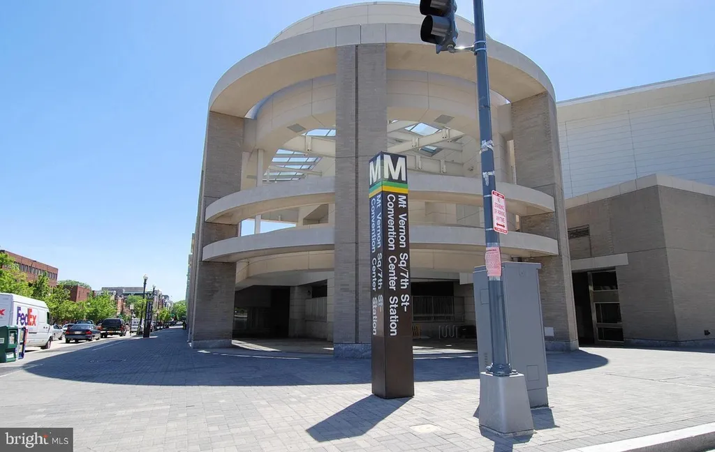 400 Massachusetts Avenue NW Unit 411, Washington, DC 20001
