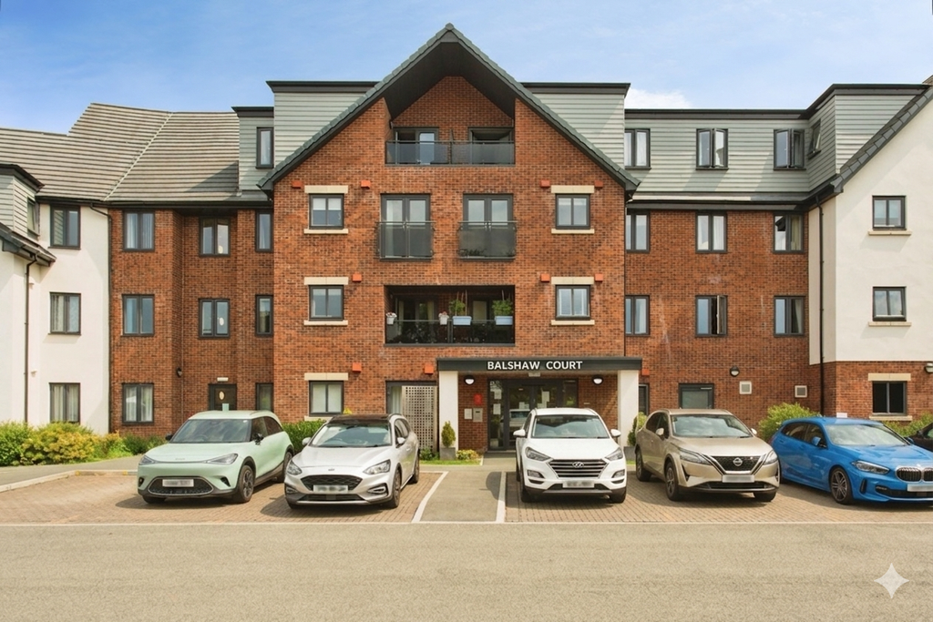 2 bed flat for saleBurlington Gardens, Leyland PR25