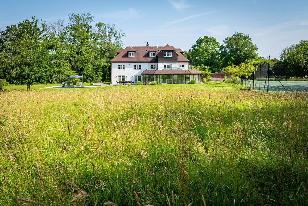 7 bed detached house for saleGraffham Common Road, Graffham, Petworth, West Sussex GU28