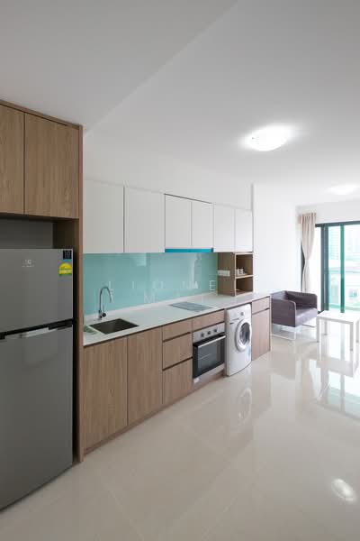 70 Upper Serangoon View