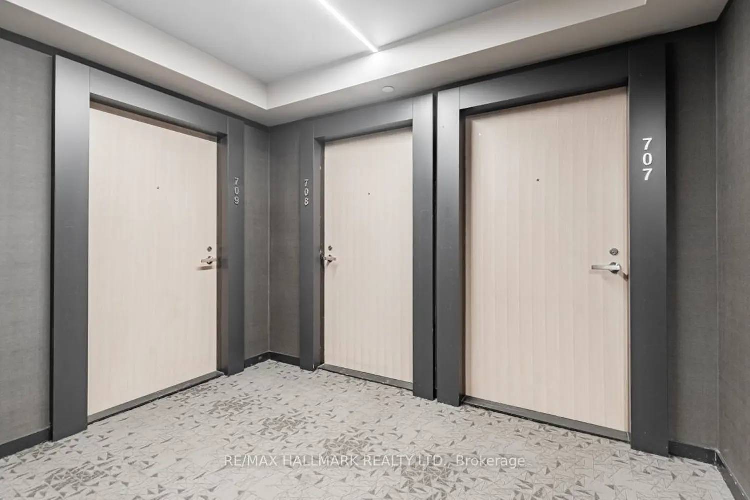 5 Soudan Avenue 707 photo 2