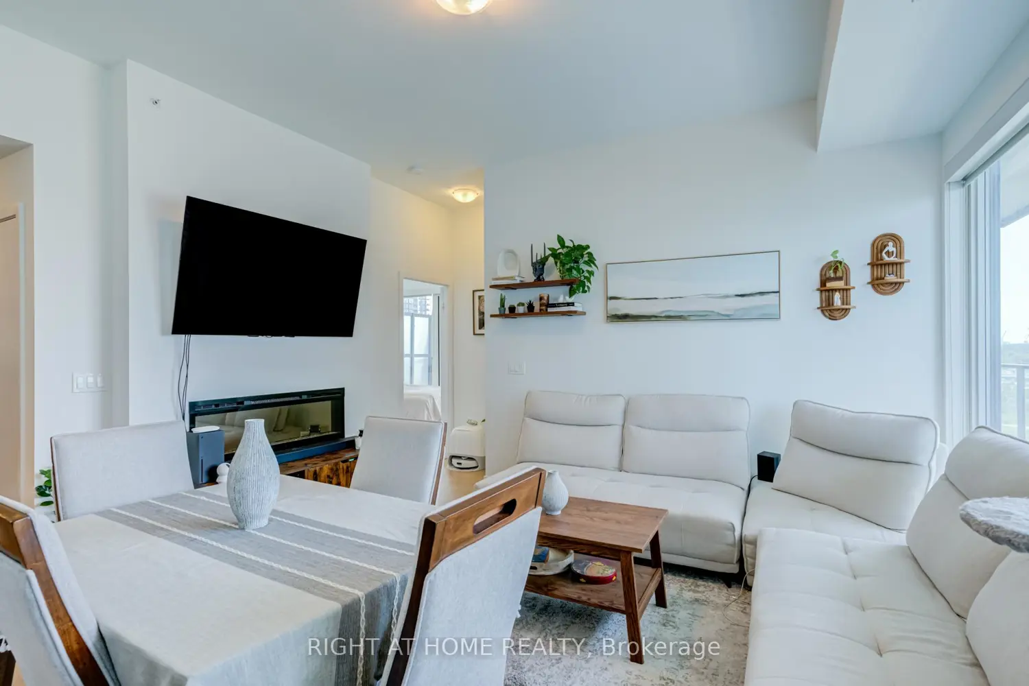 30 Shore Breeze Drive 1413 photo 2