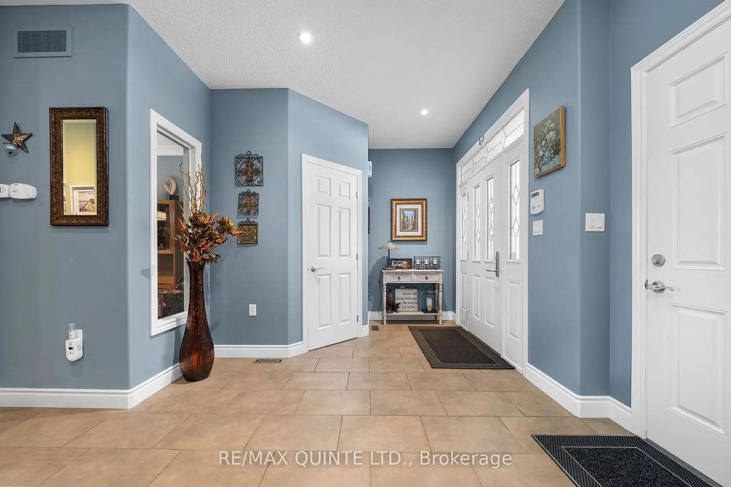 24 Gracefield Lane photo 4