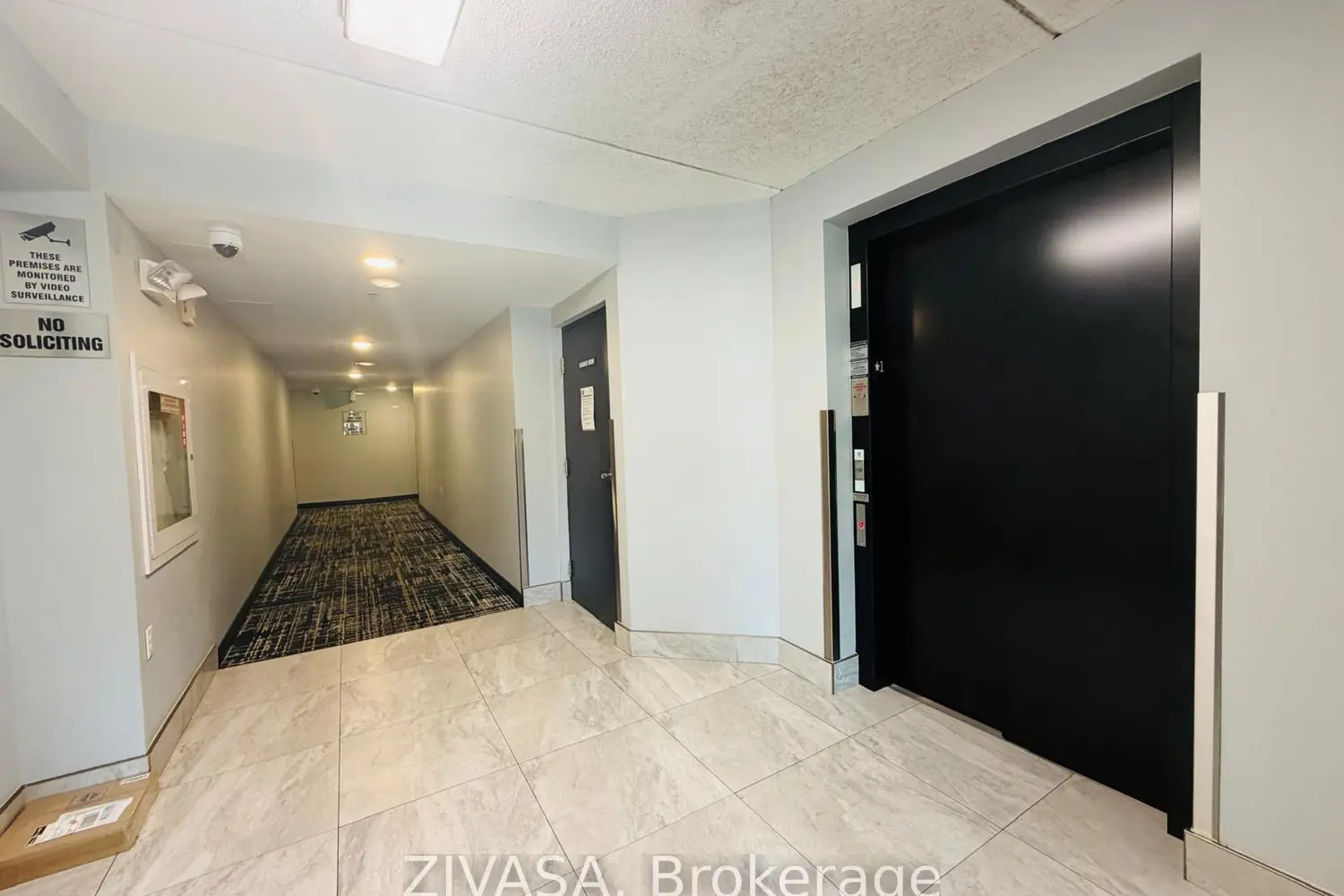 1470 Main Street 316 photo 2