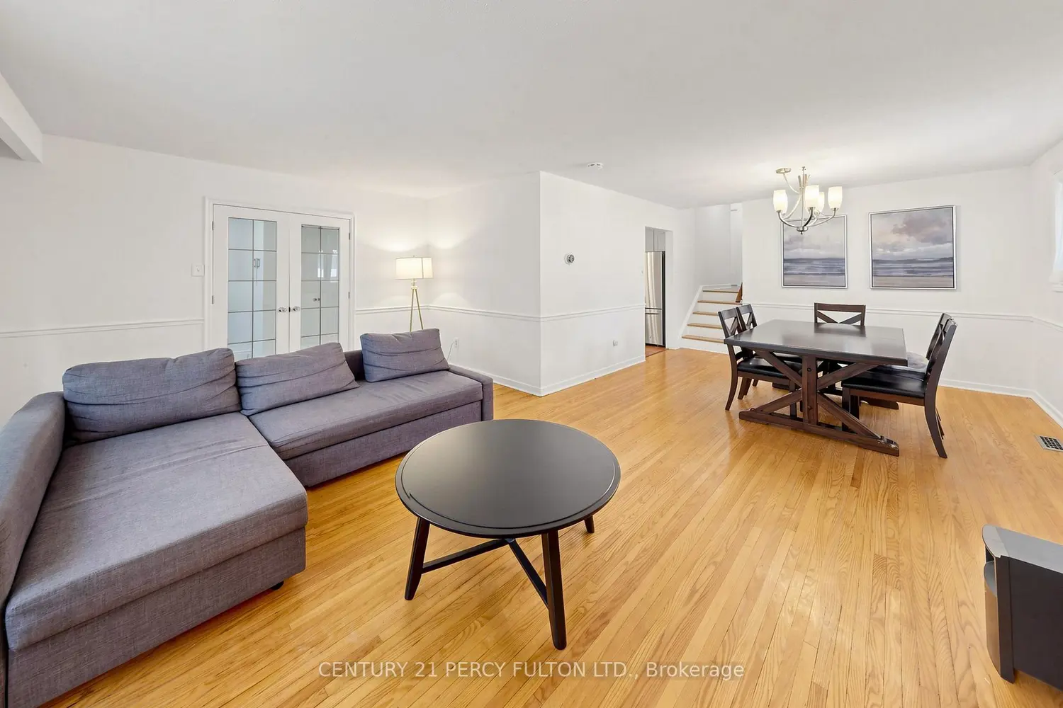 10 Devins Drive photo 5