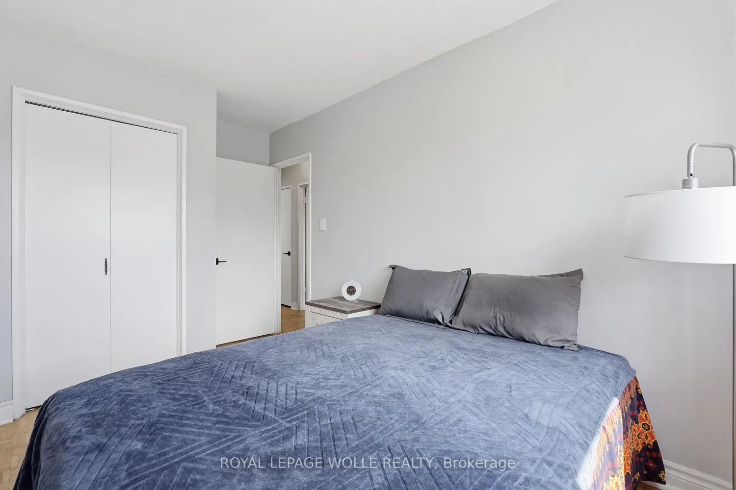 87 St George Street 403 photo 5