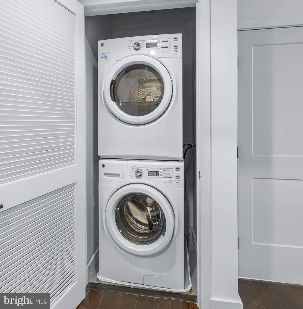 70 N Street SE Unit N912, Washington, DC 20003