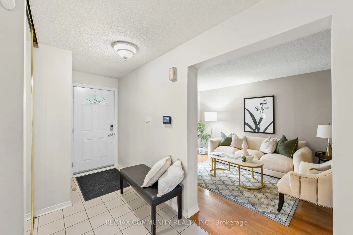 5 Plowman Drive photo 2