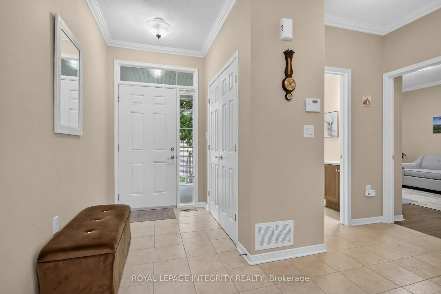 626 Country Trail Private photo 2