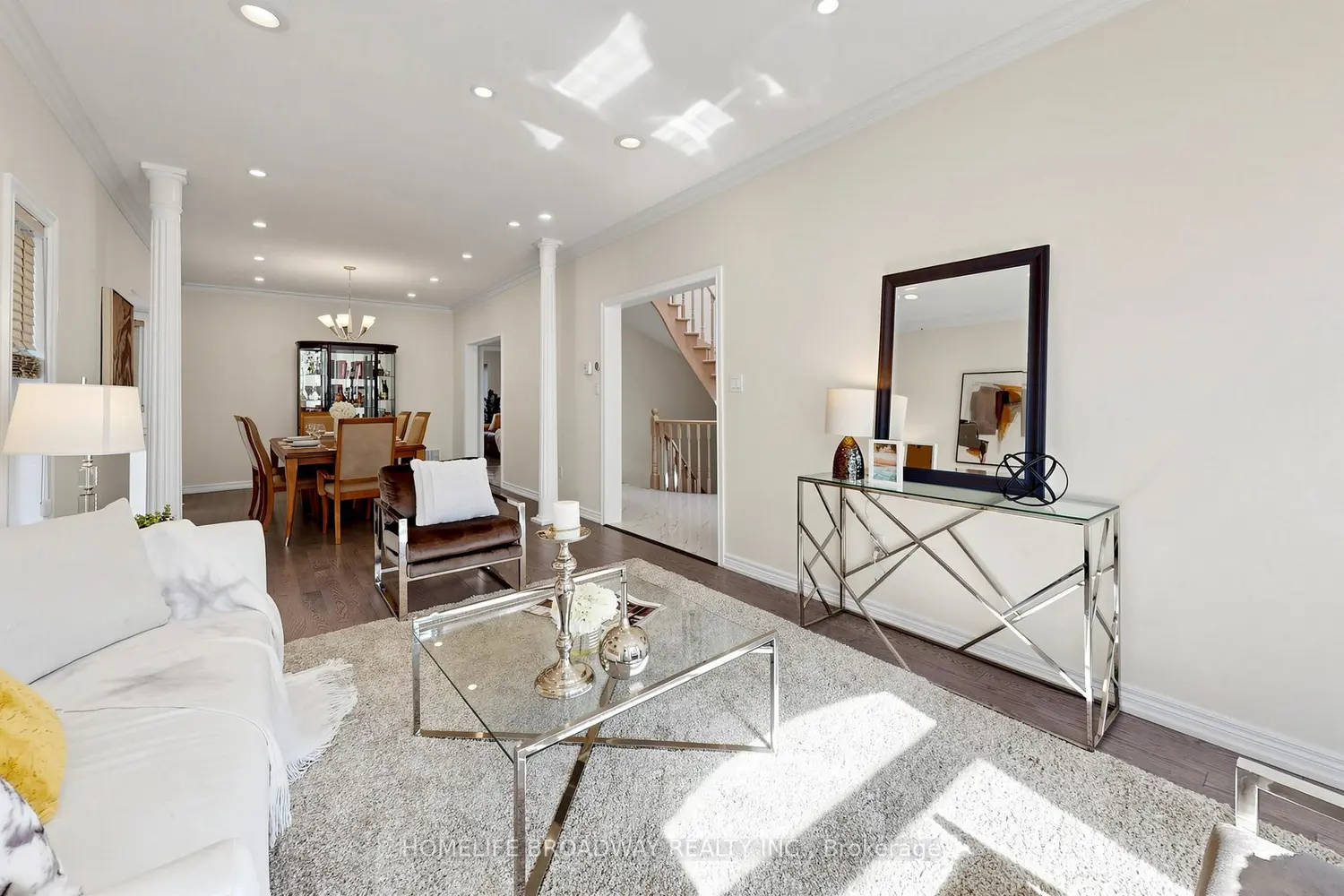 143 Village Gate Drive photo 2