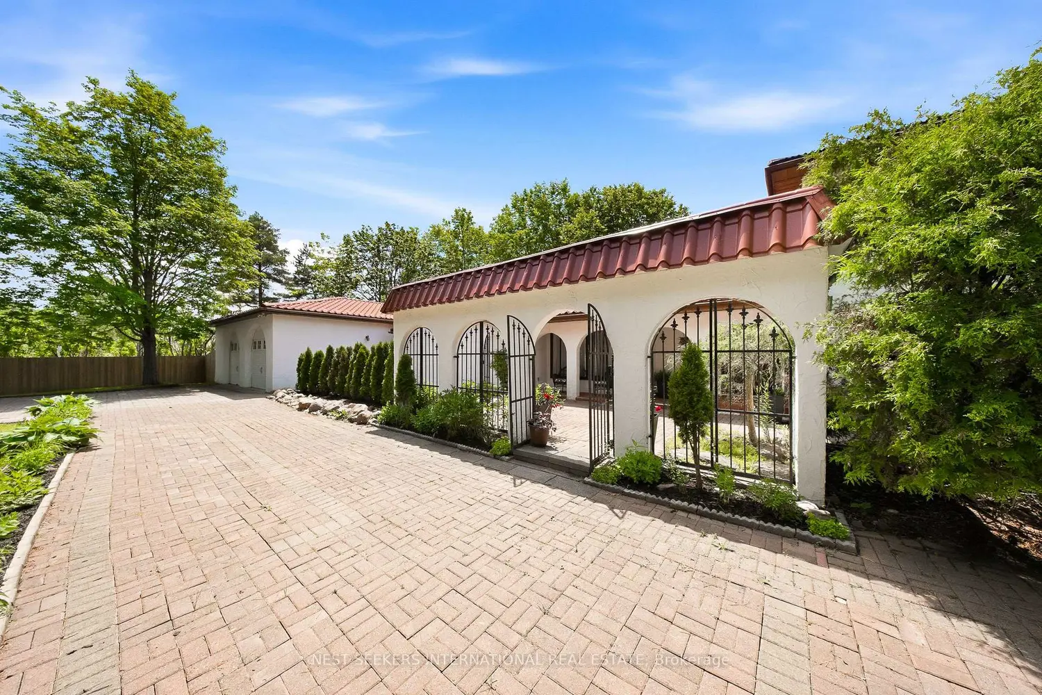 17520 Keele Street photo 5