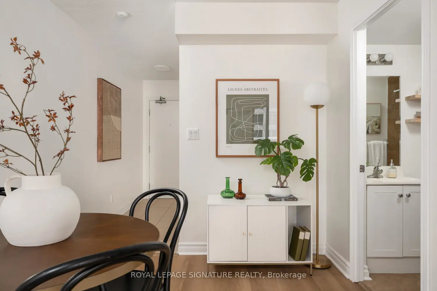 2 Rean Drive 306 photo 5