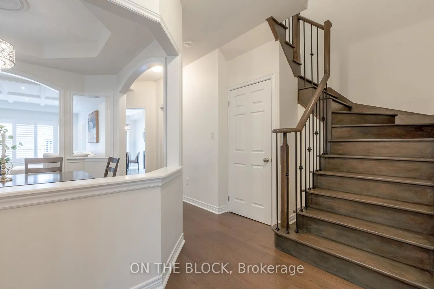 125 Leney Street photo 2