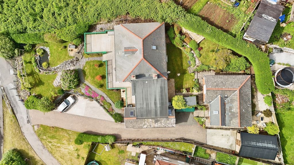3 bed detached bungalow for saleSunnybank, Glyncorrwg, Port Talbot SA13