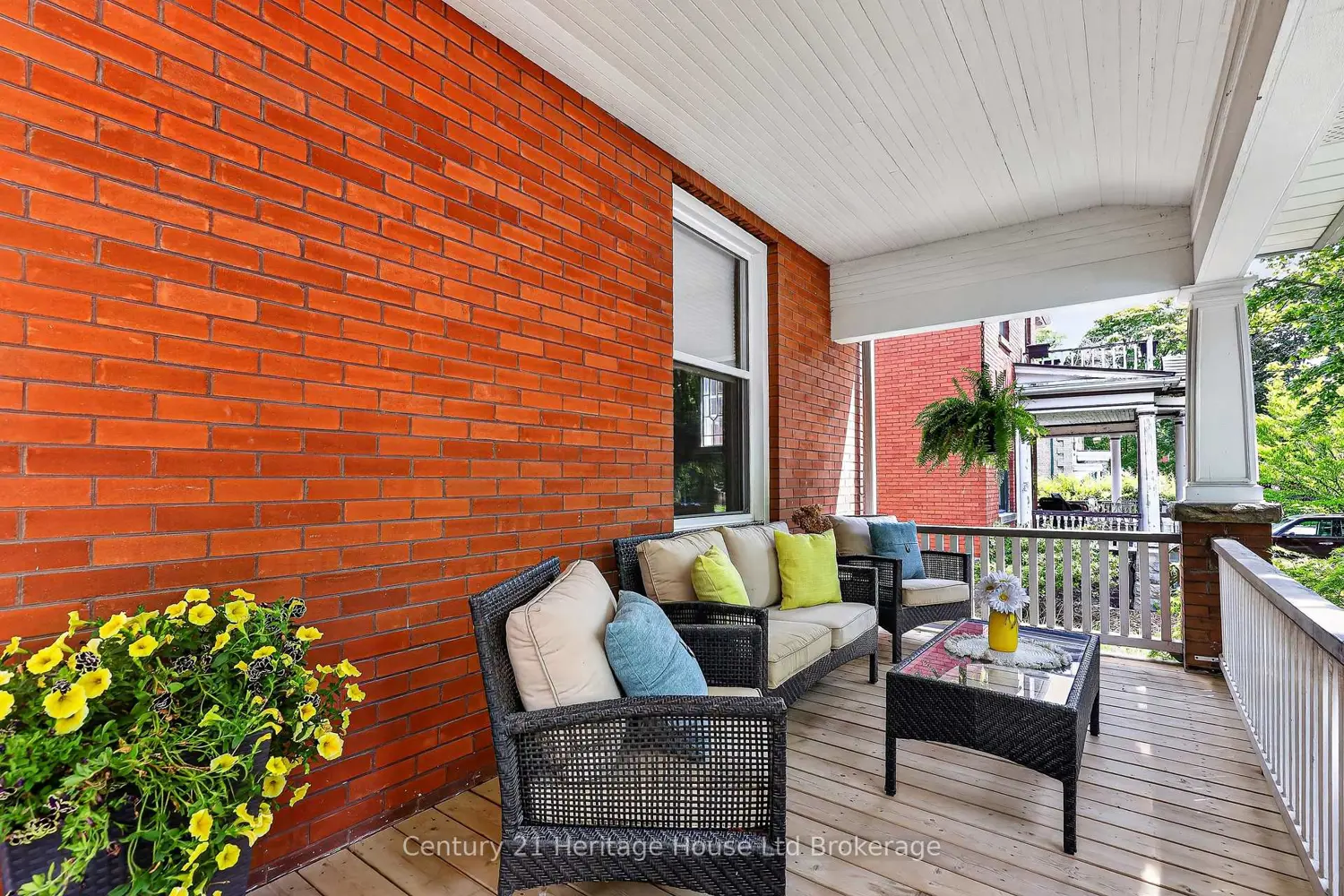 457 Buller Street photo 3