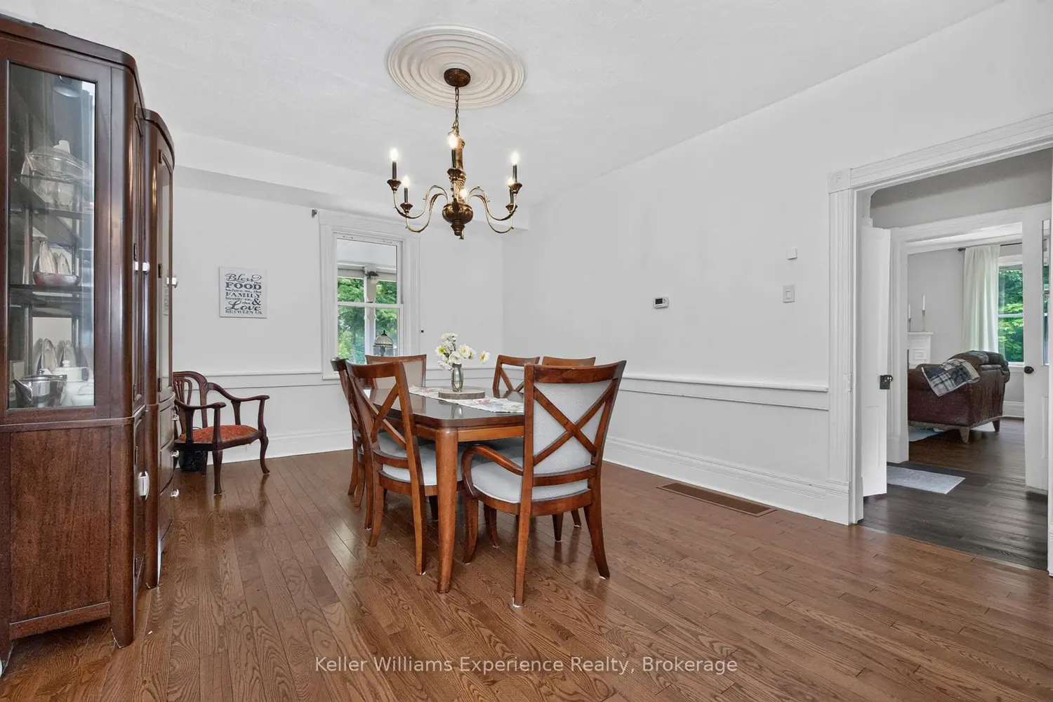 3744 Flos 4 Road photo 5