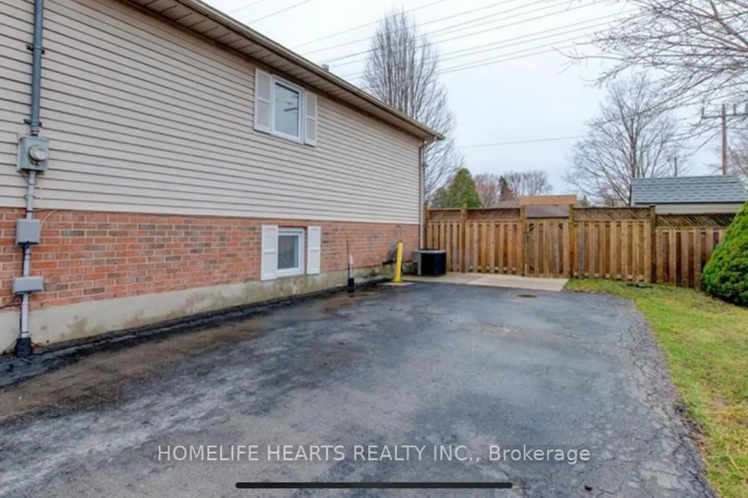 311 Saskatoon Street photo 2