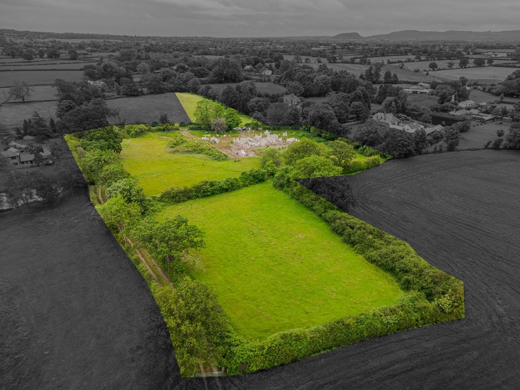 Land for saleDuddon Common, Duddon CW6 photo 2
