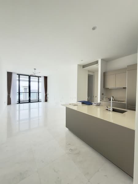 28 South Beach Road photo 3