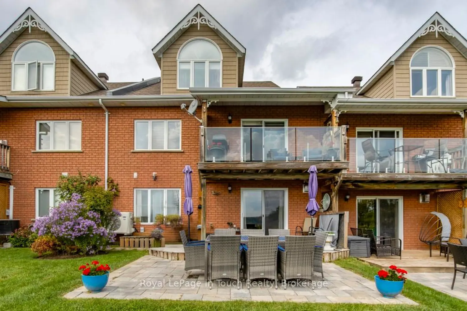 839 Sarah Boulevard