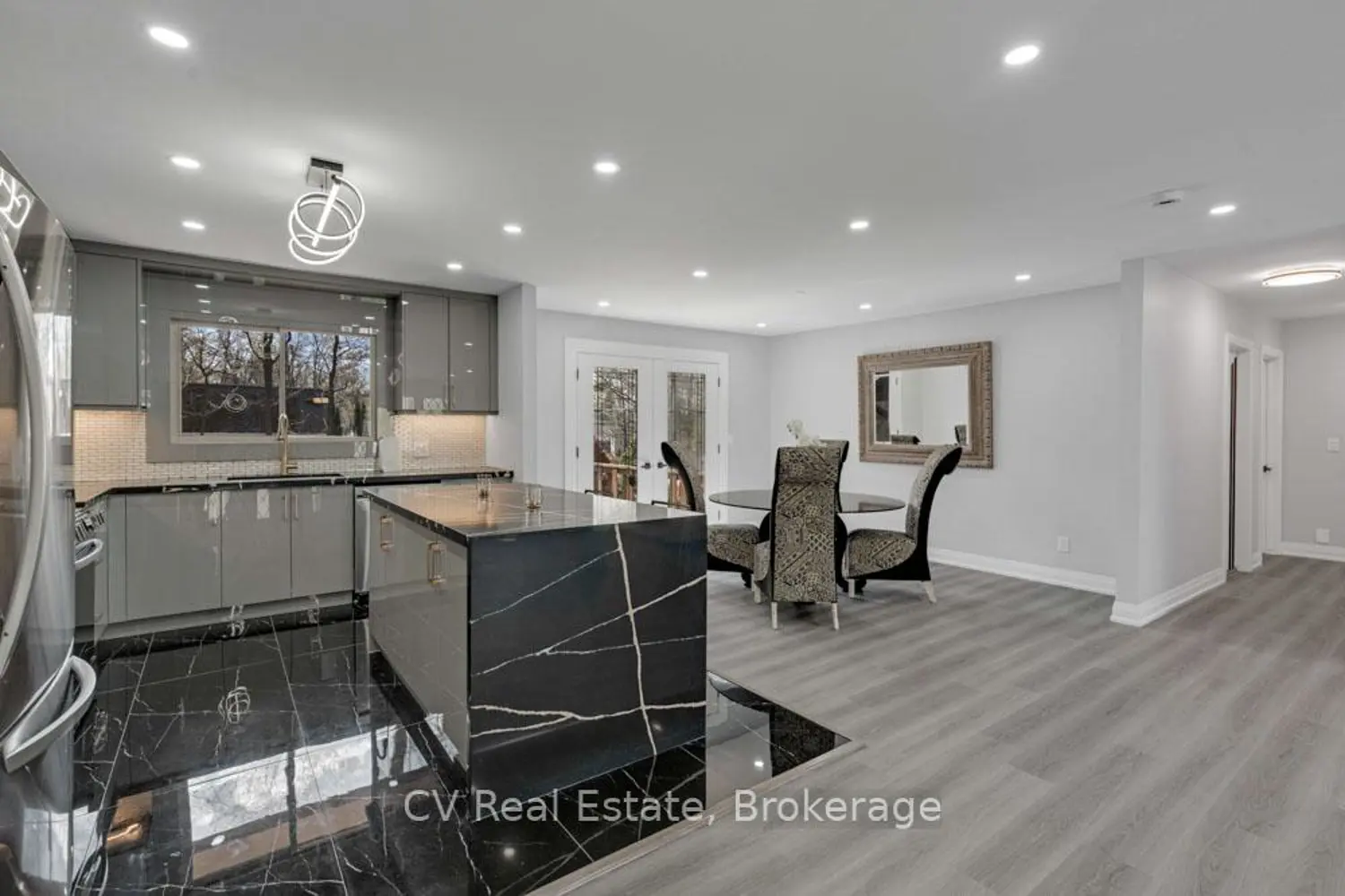 3866 Dixon Road photo 5