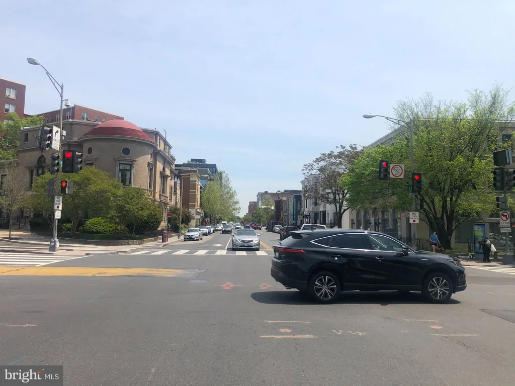 2001 16th Street NW Unit 204, Washington, DC 20009