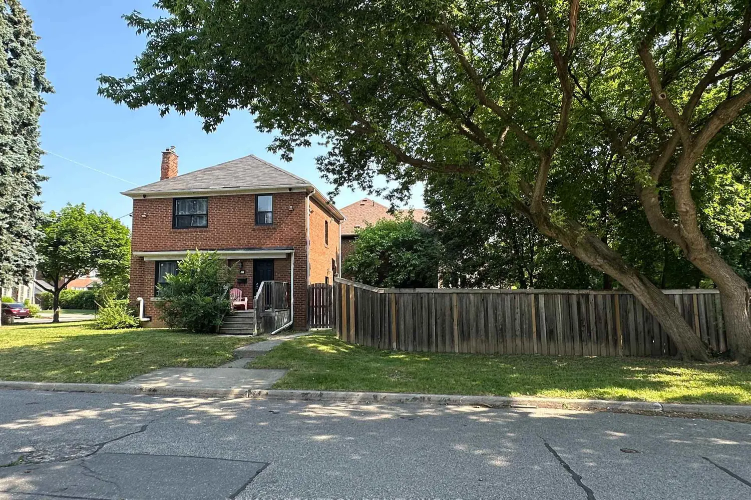 27 Westgate Boulevard photo 2