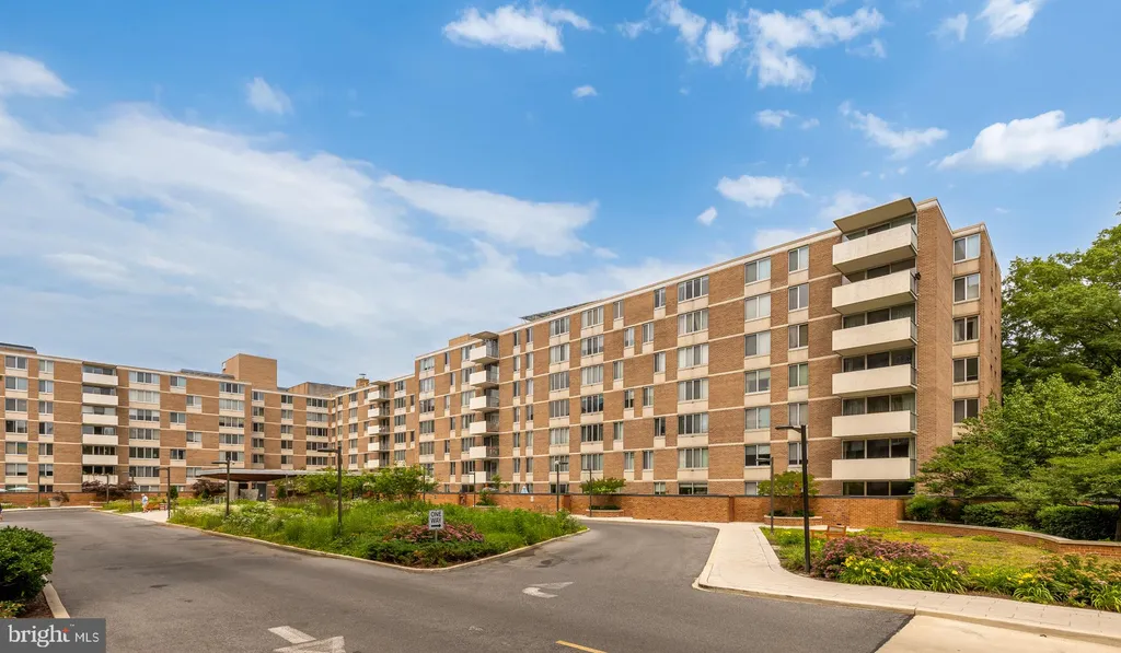 2939 Van Ness Street NW Unit 838, Washington, DC 20008